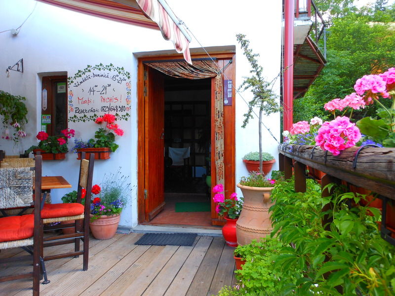 Bistro-Pension La Teleferic ซินายา ภายนอก รูปภาพ