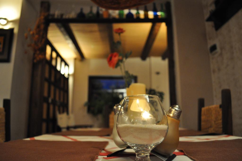 Bistro-Pension La Teleferic ซินายา ภายนอก รูปภาพ