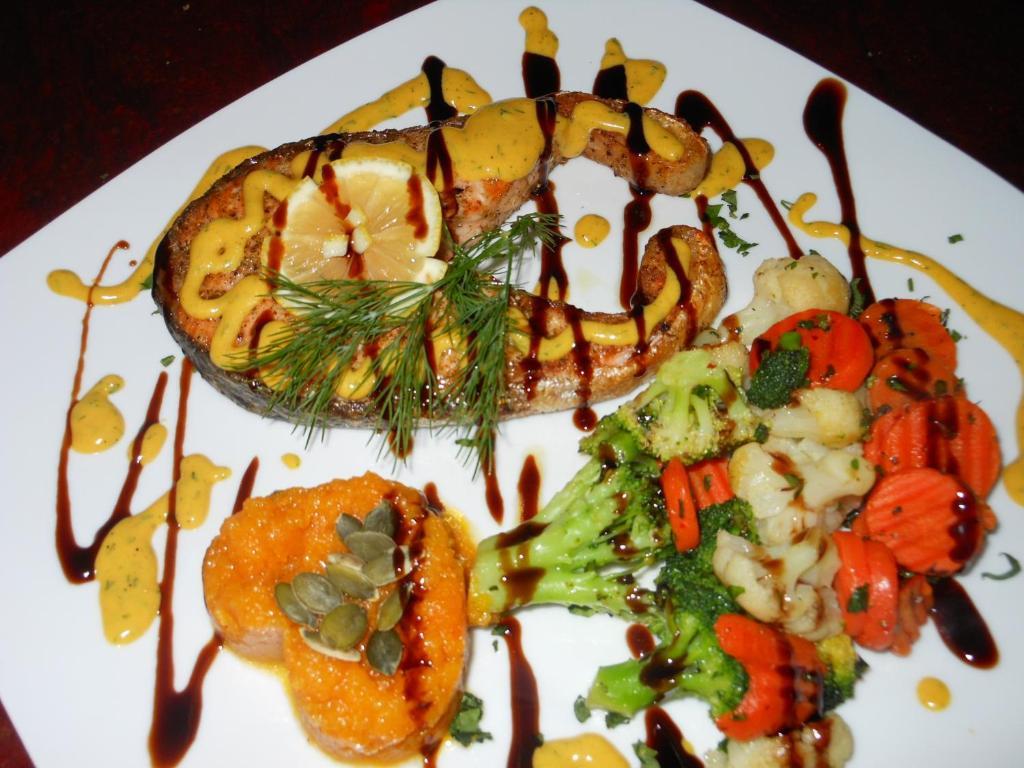 Bistro-Pension La Teleferic ซินายา ภายนอก รูปภาพ